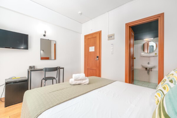 04_Room_C-3